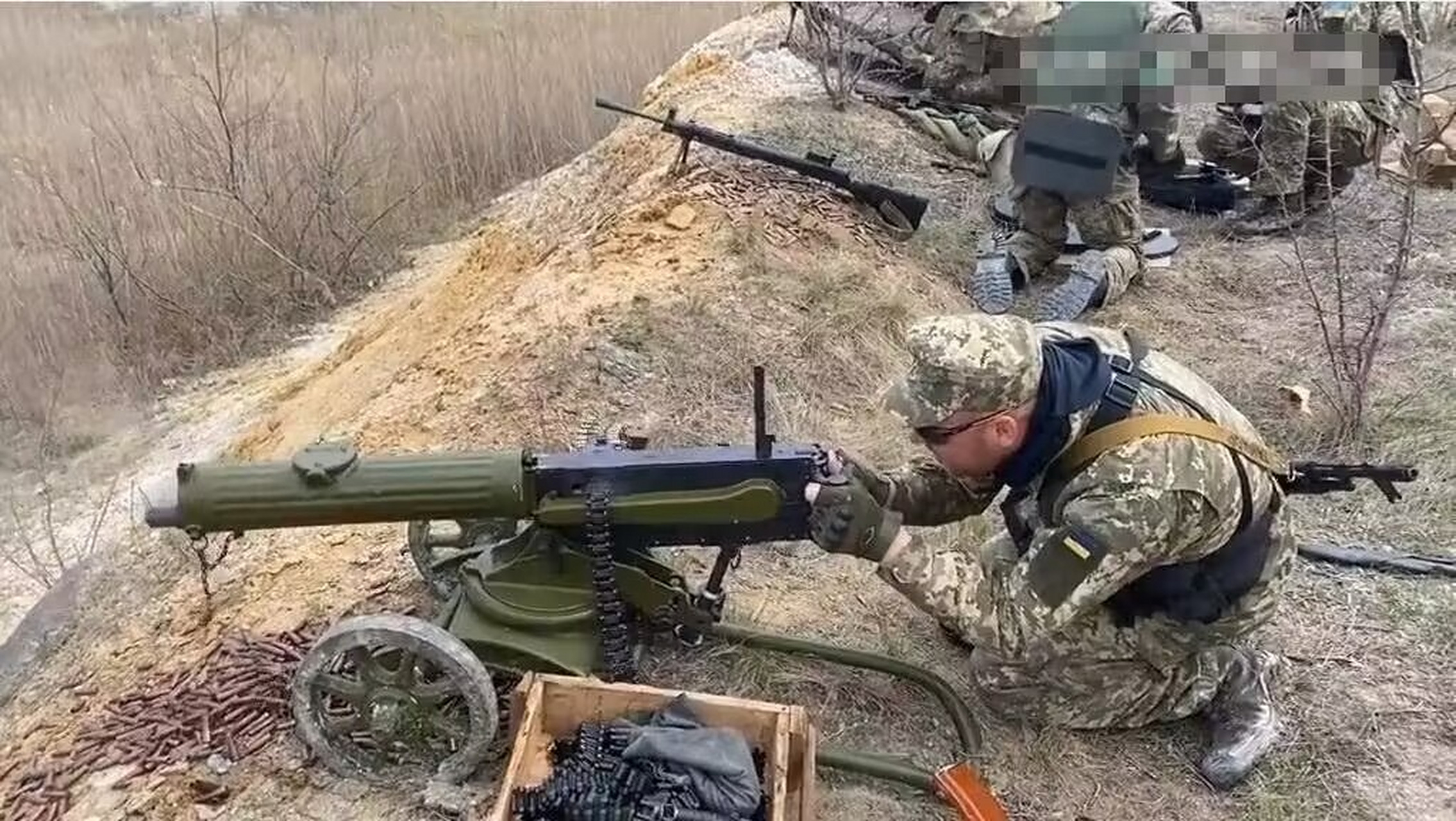 俄罗斯乌克兰军事冲突中的马克沁重机枪,2023年的今天,在战场上还能