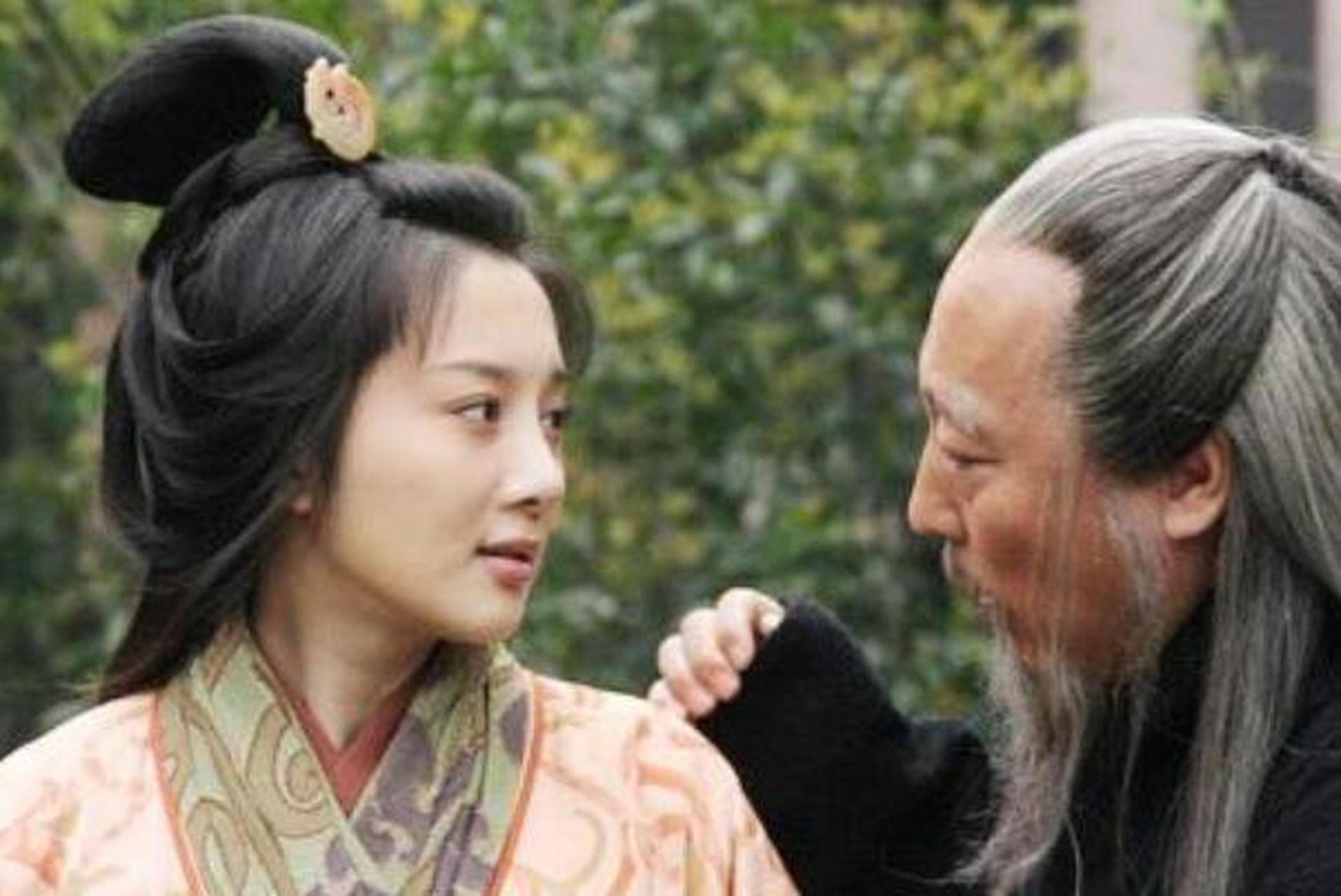 公元249年,静姝对71岁的司马懿说:"我怀了你的孩子",司马懿听后开心