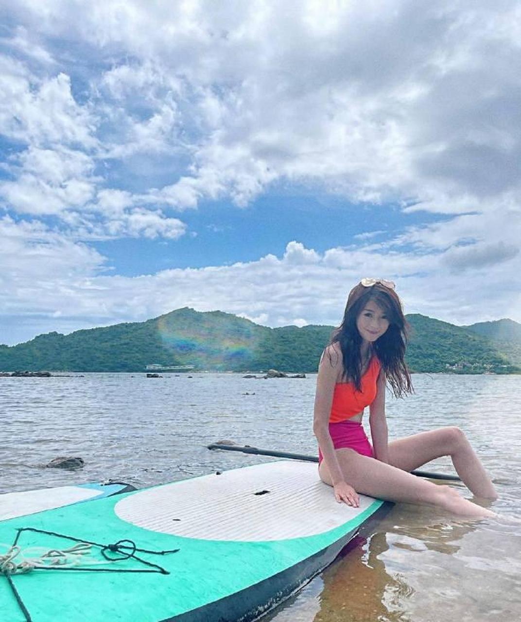 家乐与shiga拍拖以来一直甜蜜蜜,即使去年曾传出港姐