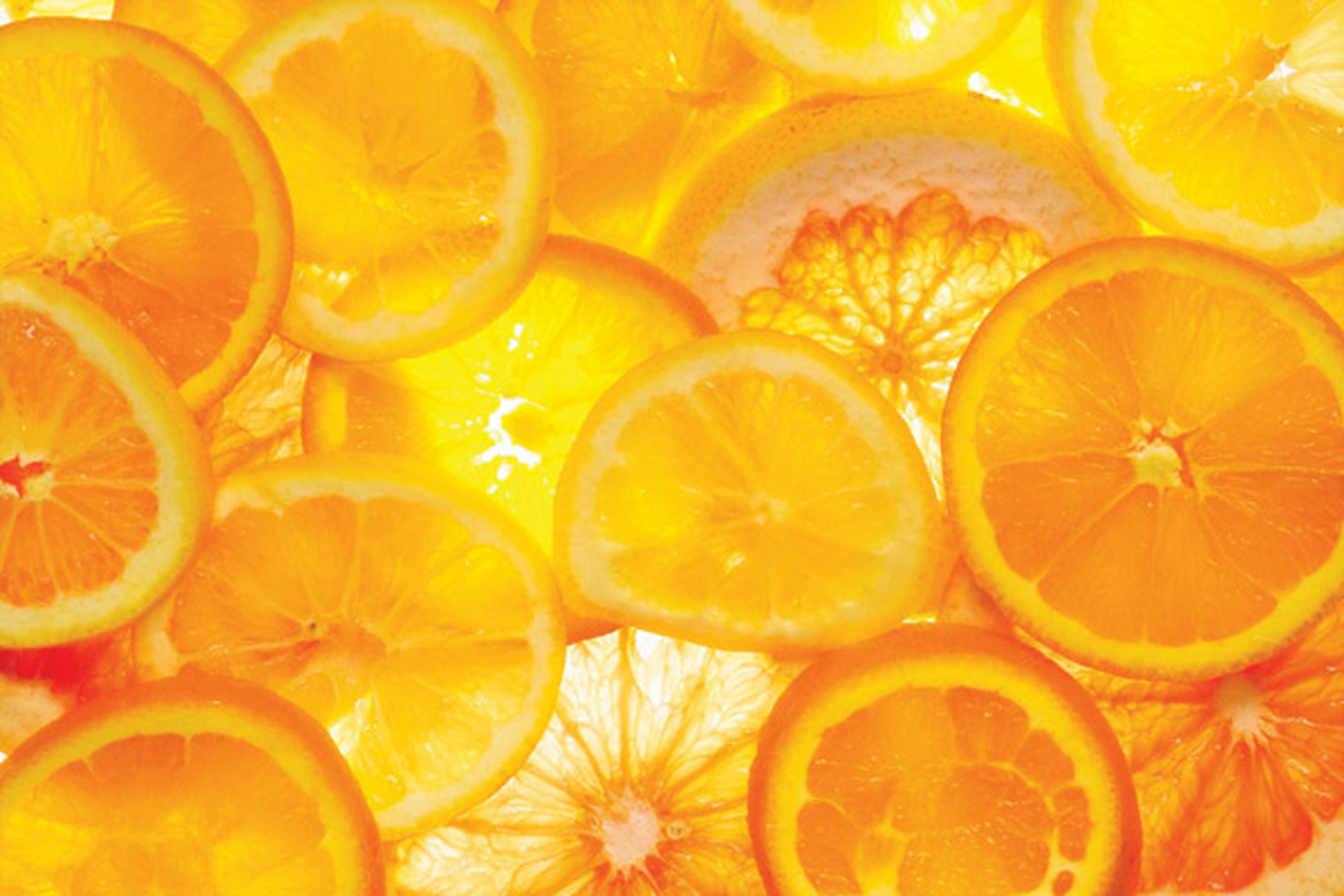 香橙和一般的橙子有什么区别  "香橙" 和一般的橙子(如甜橙)实际上是