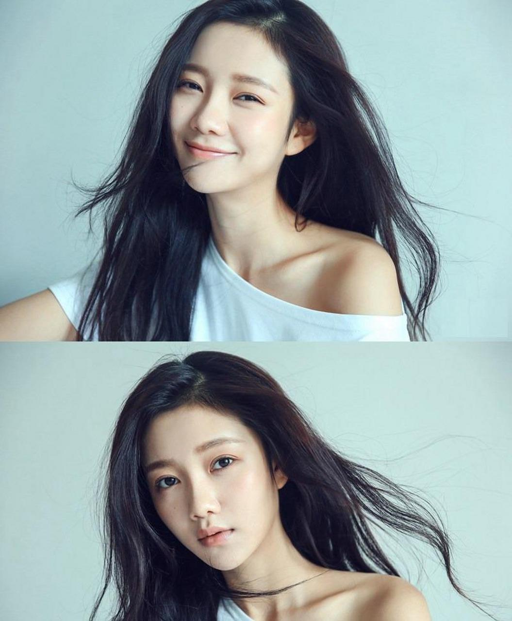 94年四川成都女演员陈娅安,"最美举牌女生" 94年四川成都女演员陈娅安