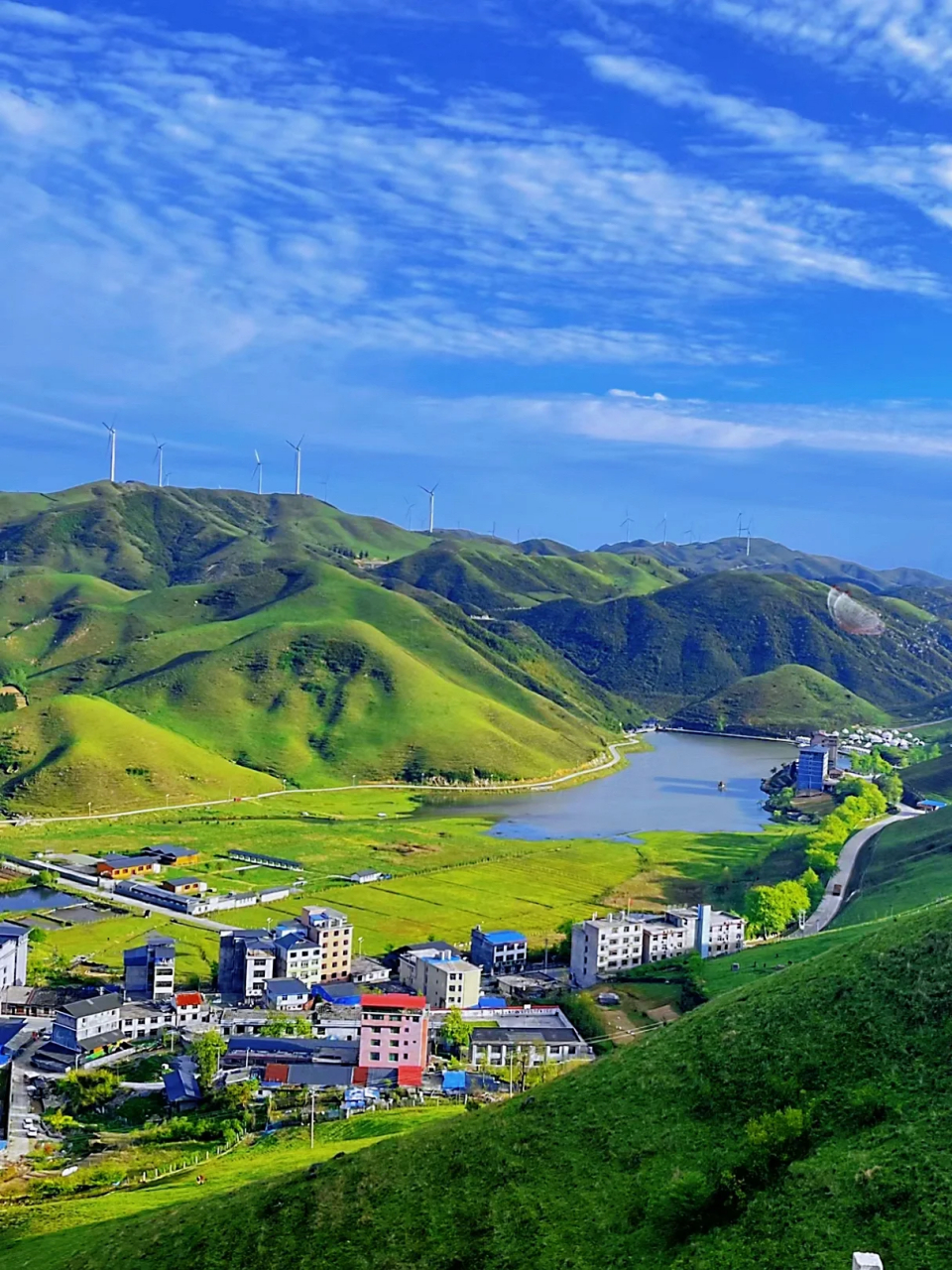 南山牧场旅游攻略  hi,我是婷婷,国庆自驾游选择南山牧场,进山门票70