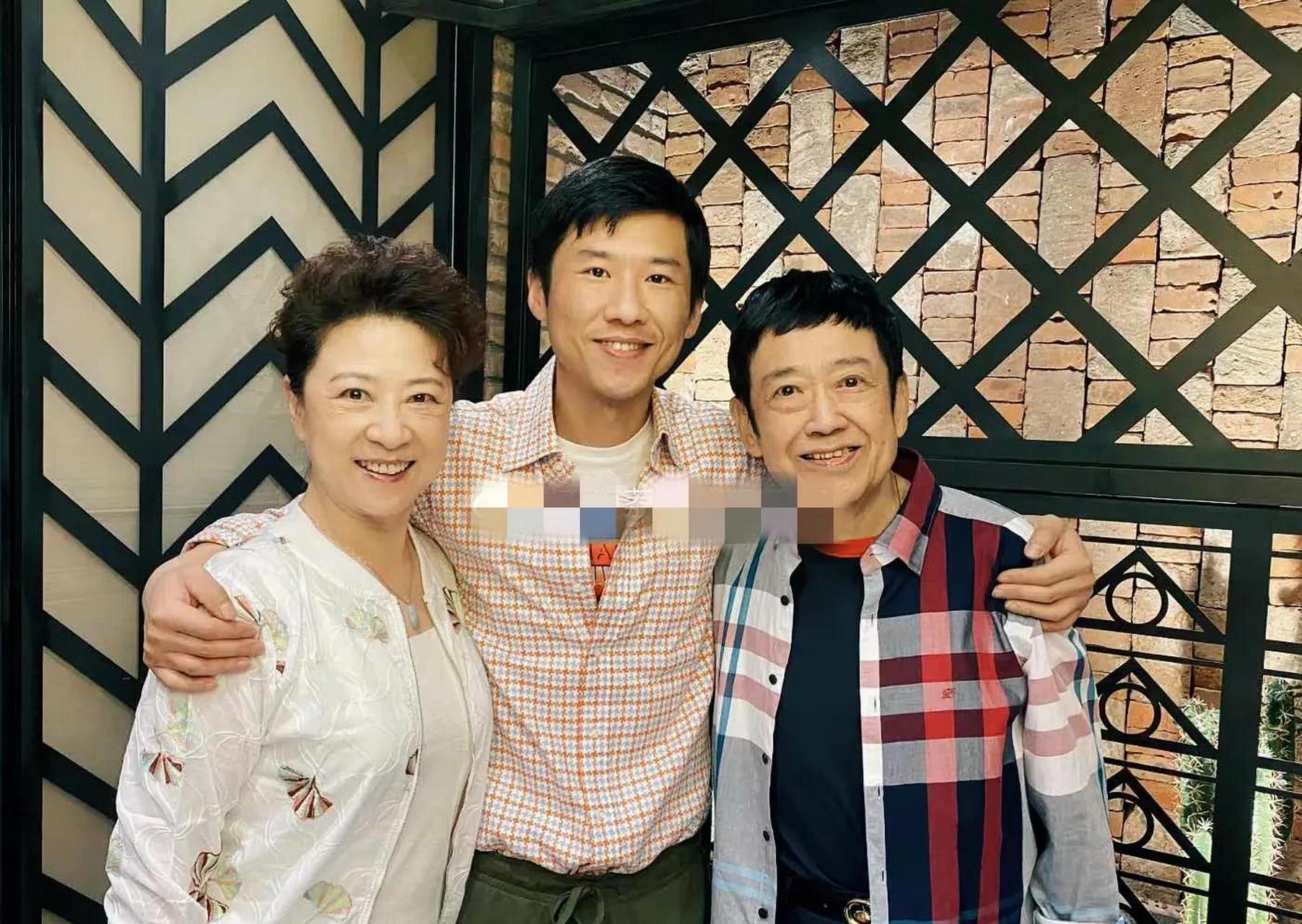 王馥荔和老公王群结婚46年了,依