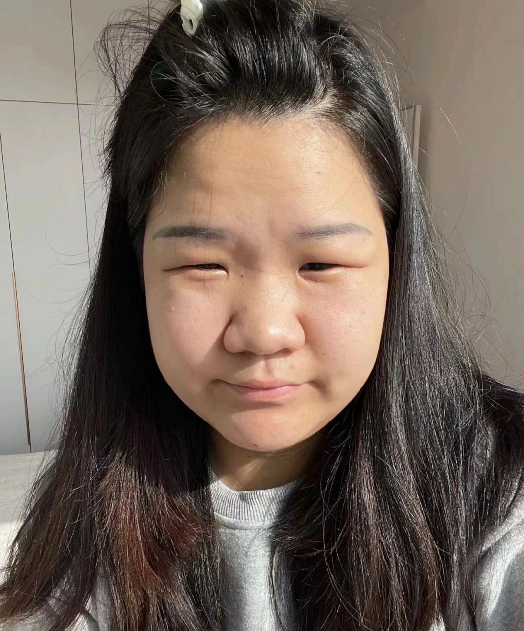 [大笑]事实证明世上没有丑女人 只有不会化妆的女人