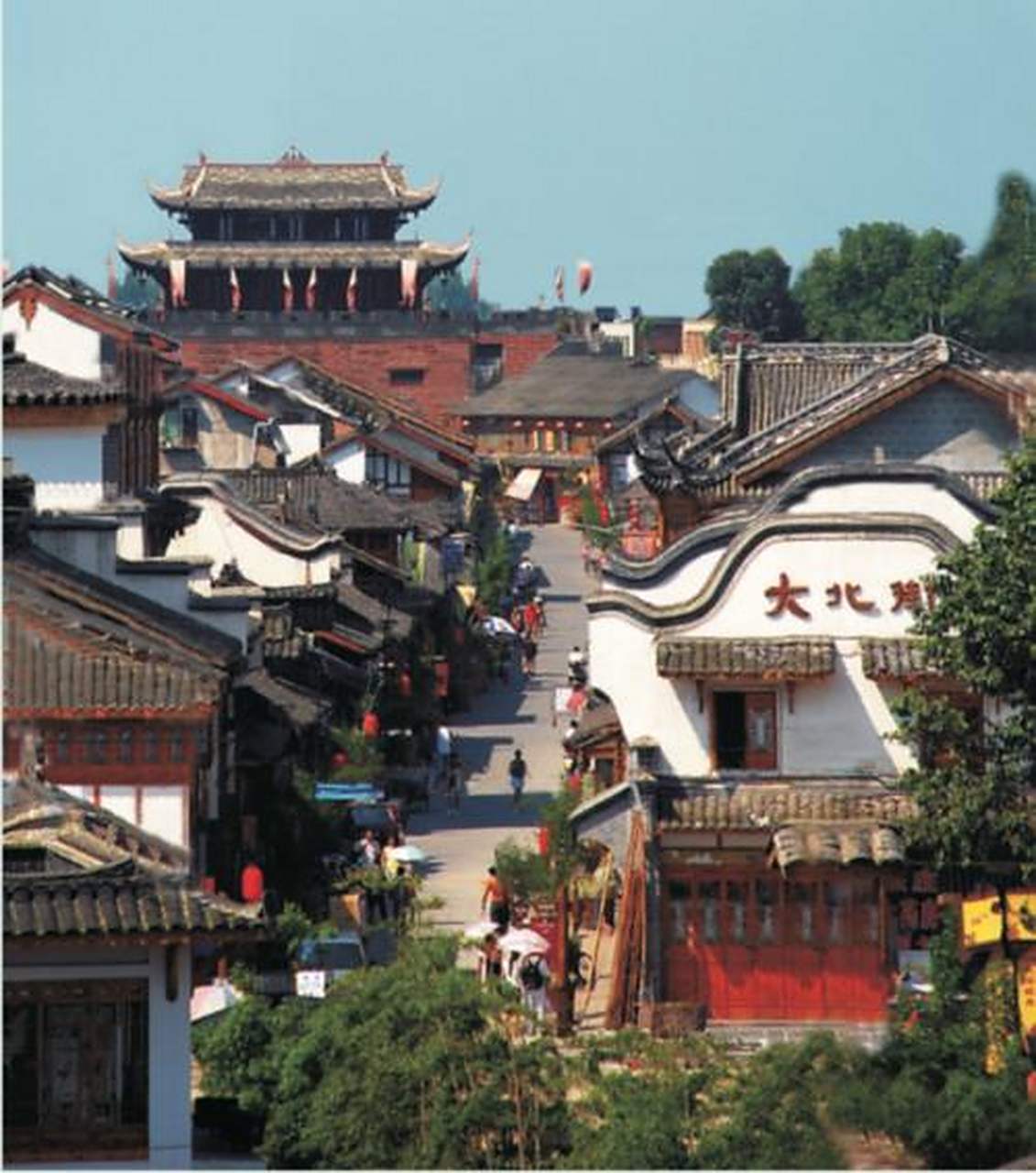 邛崃大北街是四川省内保存完好的最长古街,临邛古城大北街位于临邛