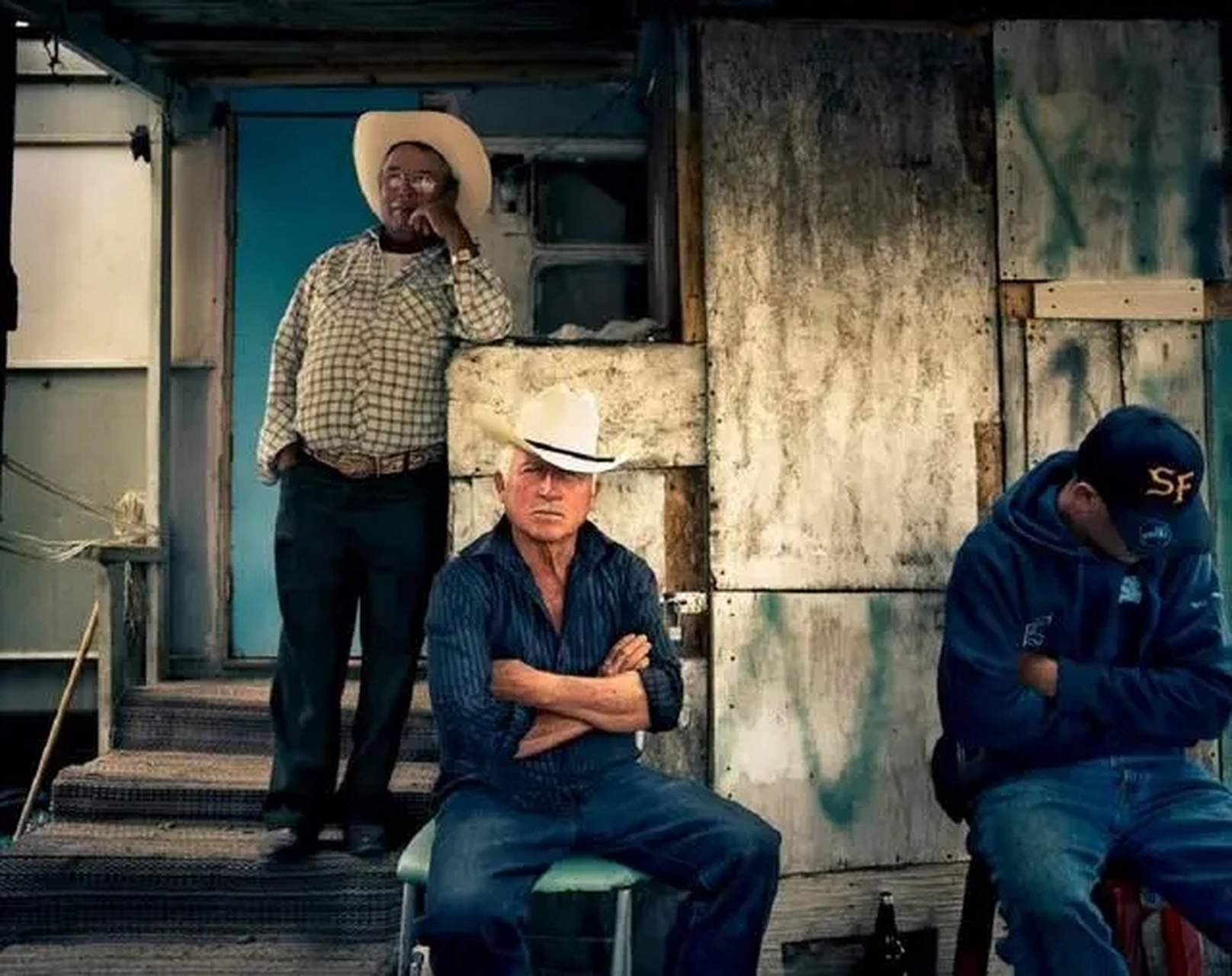 美国社会的现状就是,富人在天堂,穷人在地狱,美国的底层人民想要爬