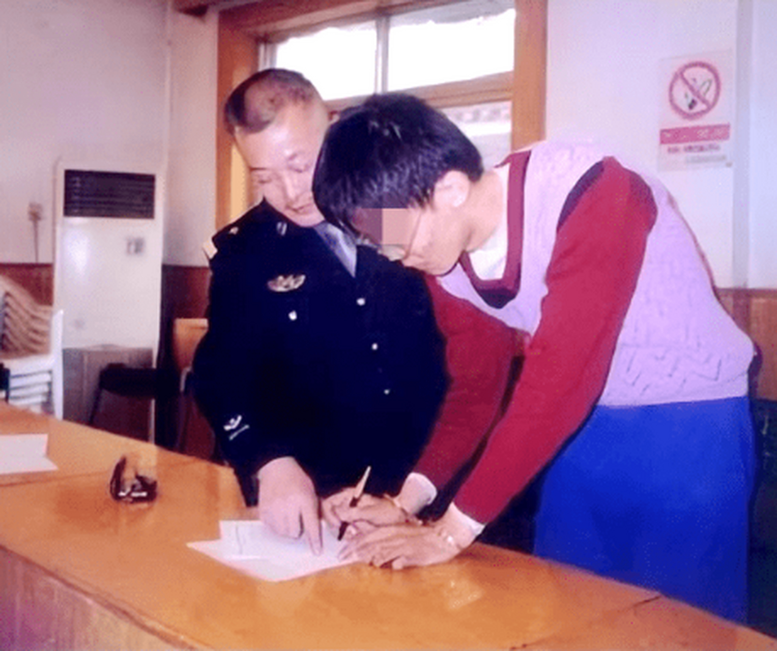 2002年2月,一起名为"硫酸泼熊"的事件发生在北京动物园,涉及到清华