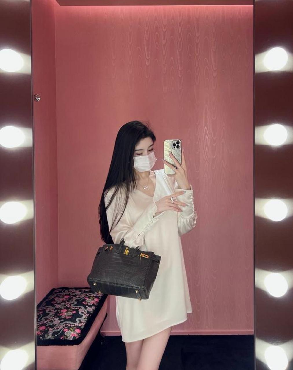 网红美女小姐姐大萱美照欣赏,好美啊