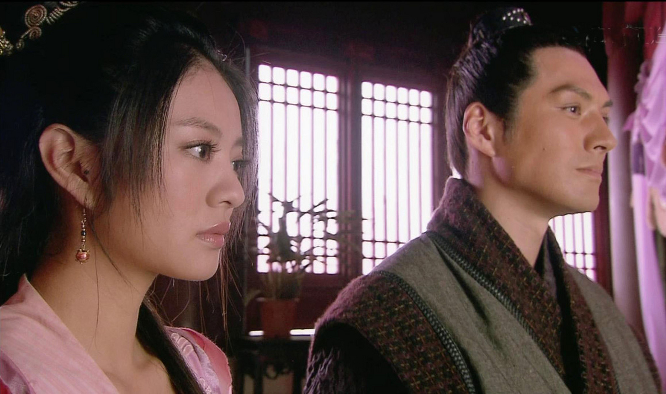 水浒传解读# 燕青和李师师是两类人,不可能走到一起.