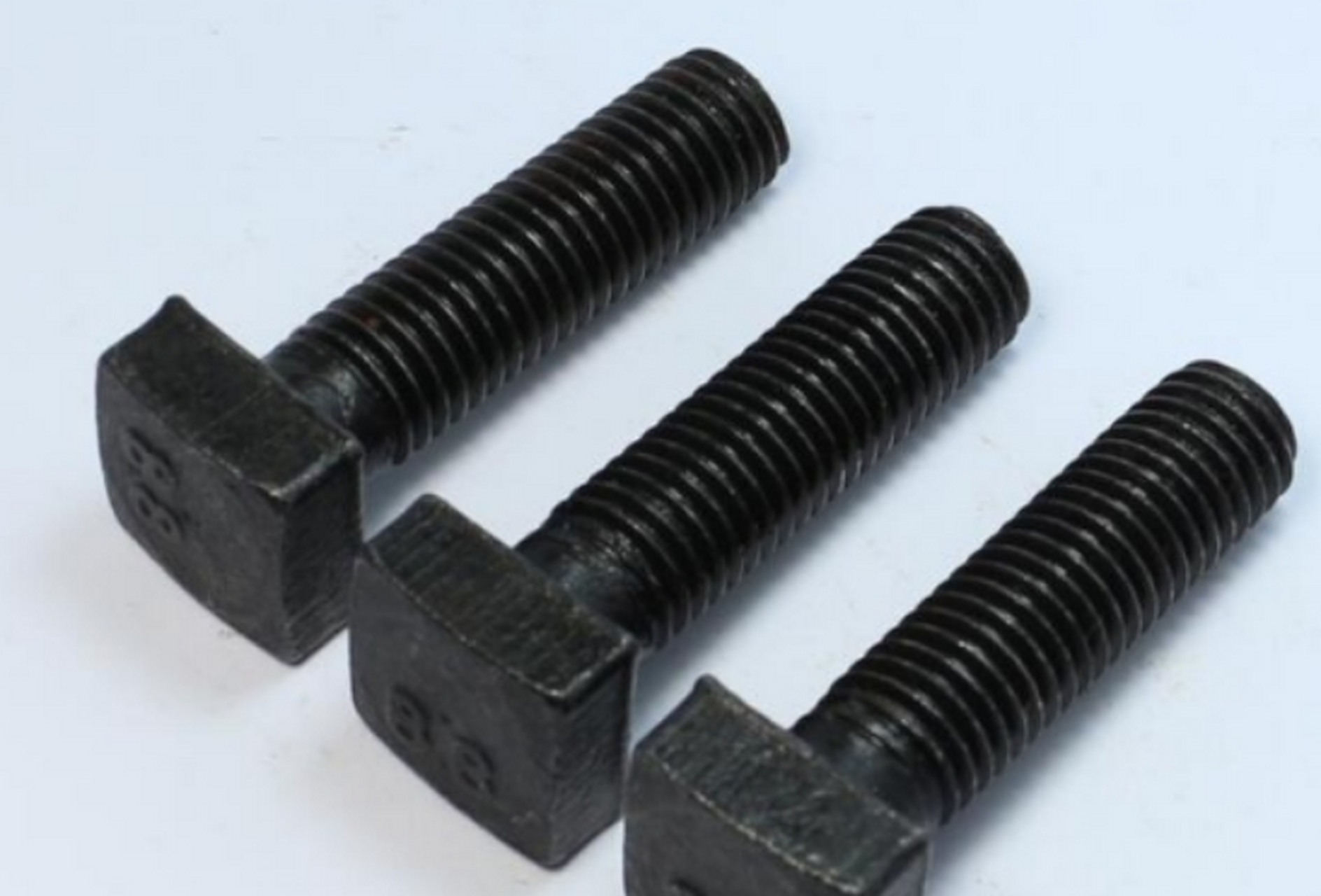 今日紧固件设计图分享:45#碳钢的四方头全牙螺栓,高强度8.