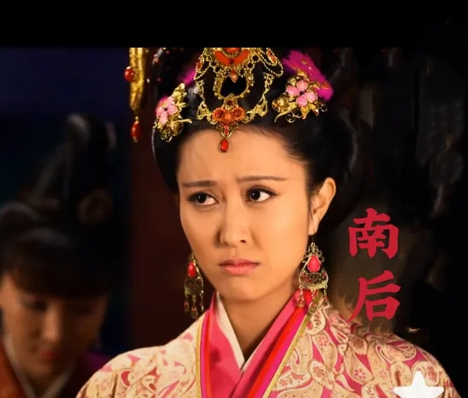 在拍摄电视剧《芈月传》挑选演员的时候,袁志博去参加演员试演,试了3