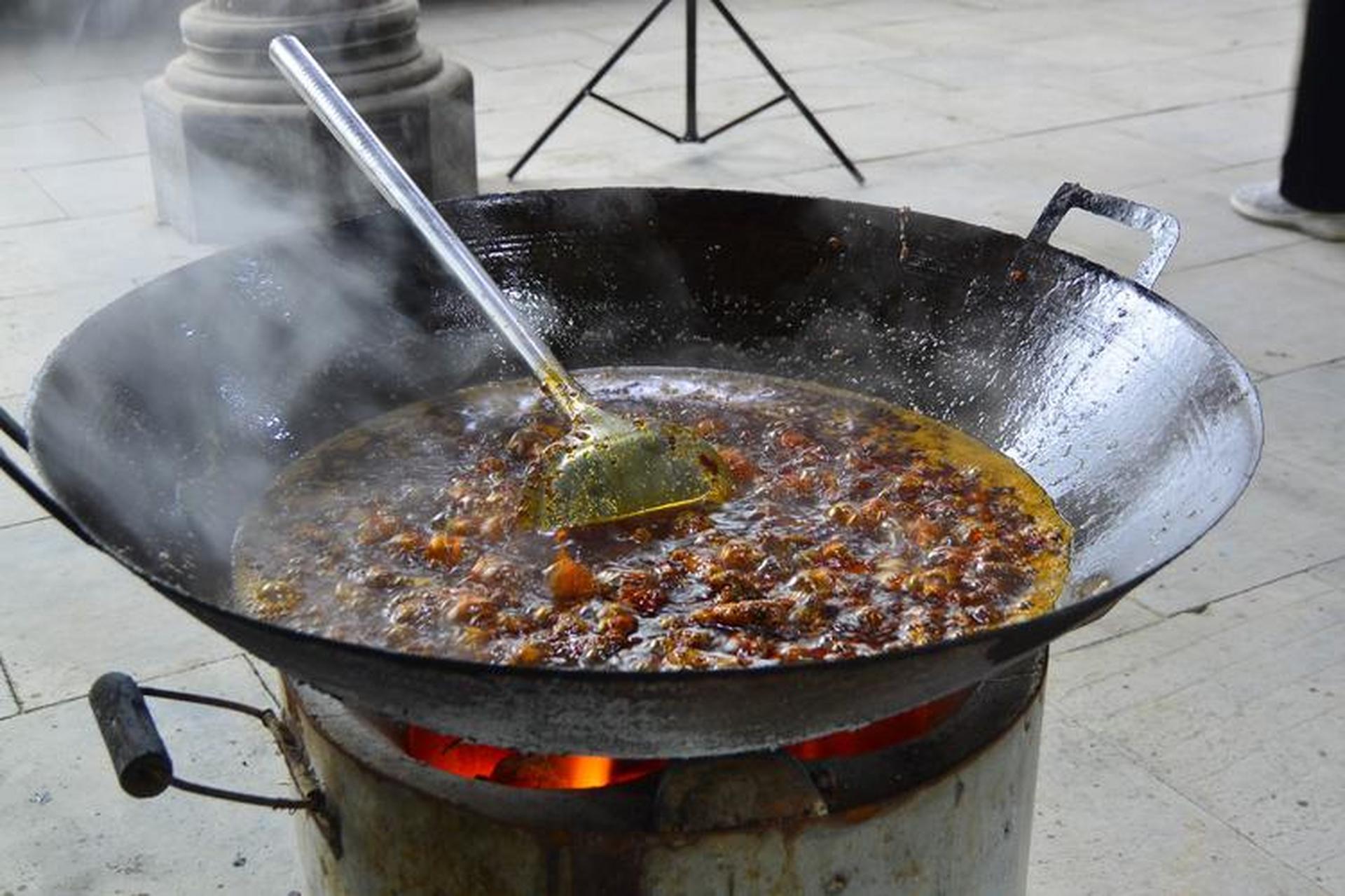 臭酸又名丑酸,是荔波县最具特色的菜肴.