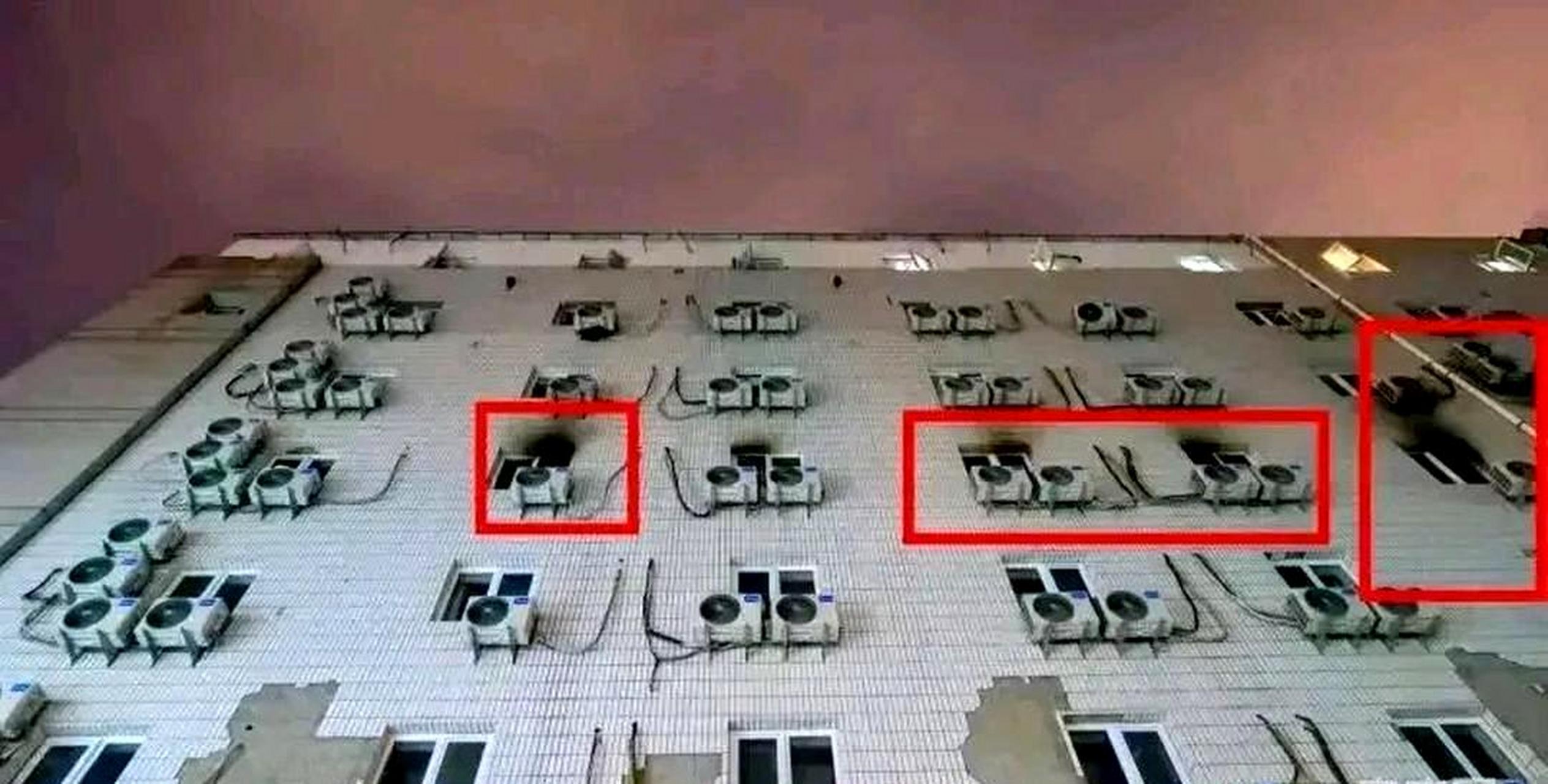 空调冒烟了,这是怎么回事?