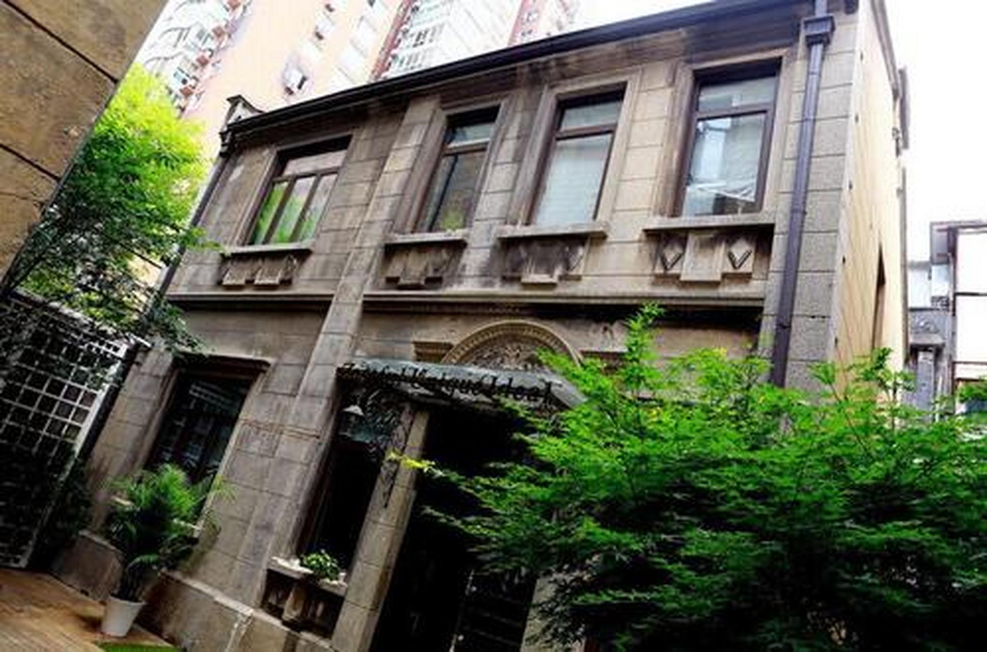 土豪的家到底长什么,不妨看一看郭敬明的房子.