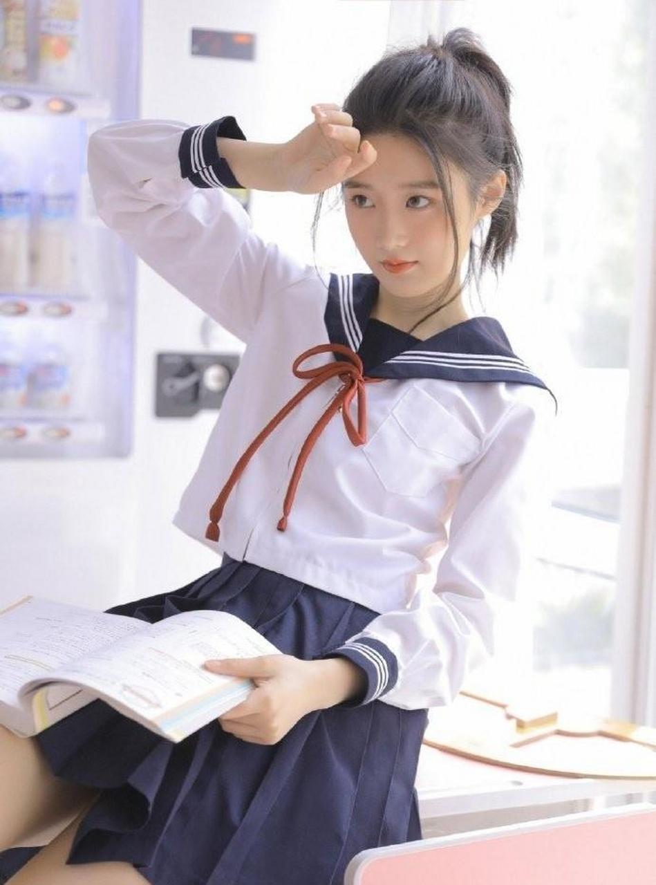 日系小清新女孩jk校服写真