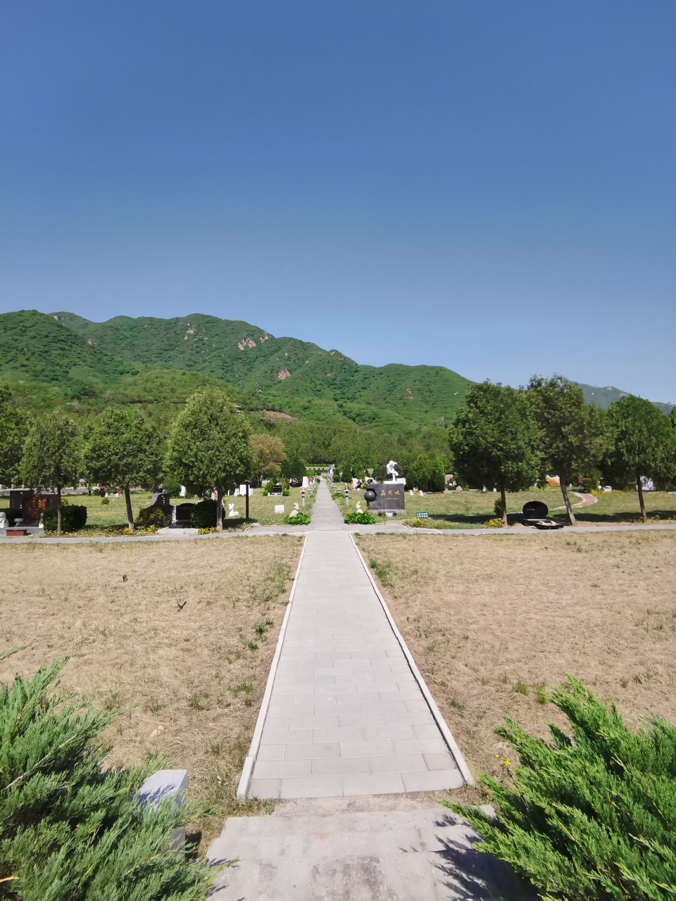 昌平凤凰山陵园位置在哪里?