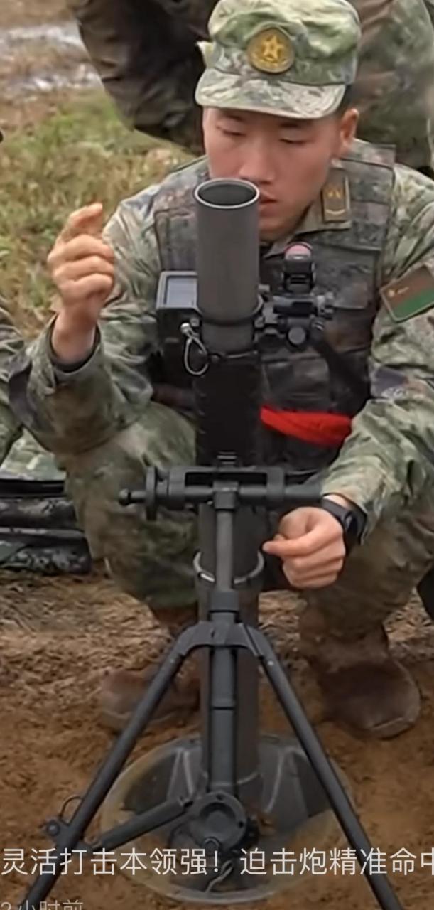 国产最新型60毫米数字化迫击炮,新型信息化红点瞄具大图,那是相当先进