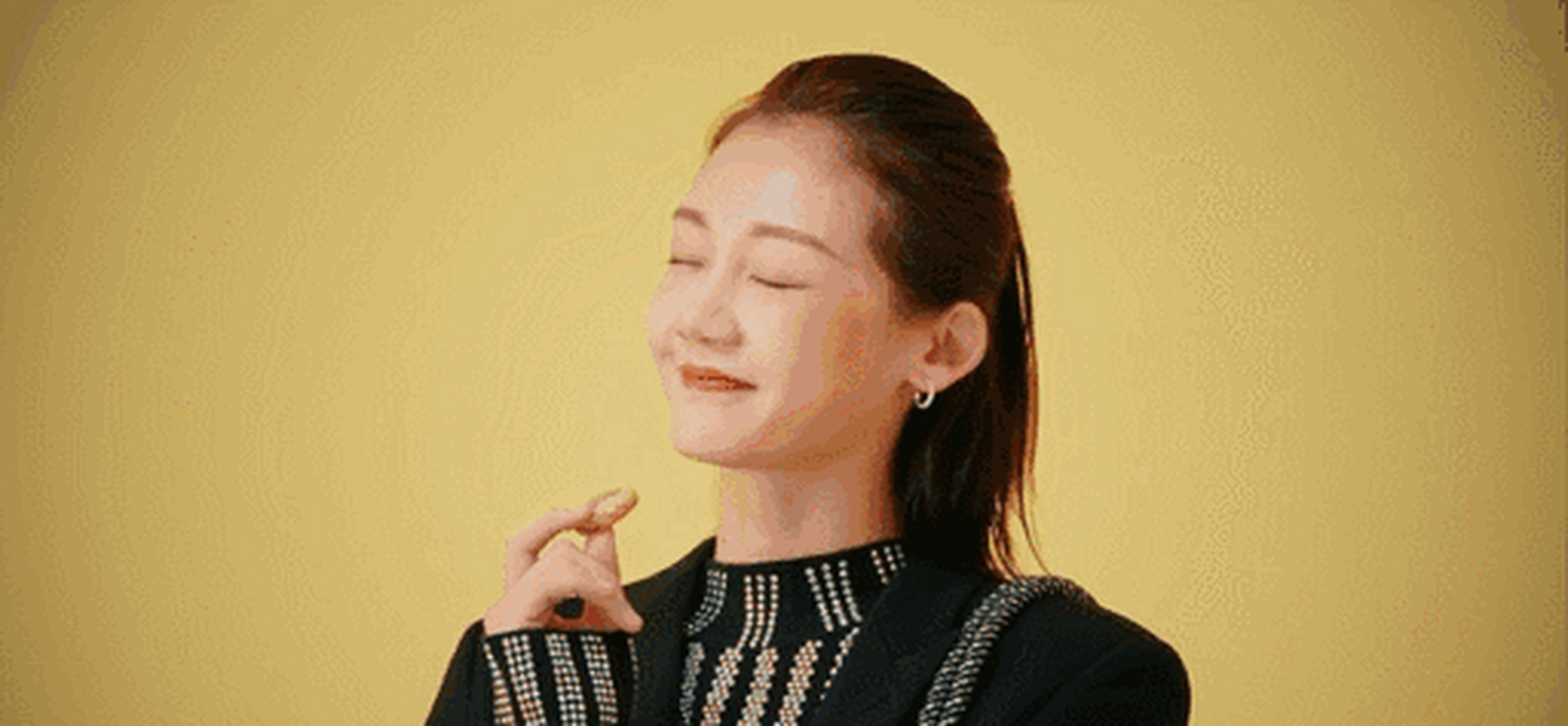 苗苗2007年,凭借主演都市情感电视剧《谁在说谎》正式进入演艺圈.