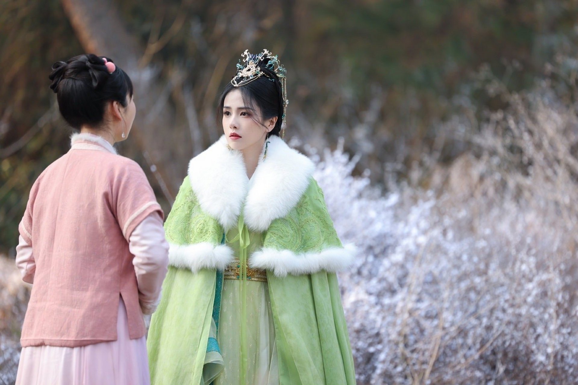 白鹿的新剧《长月烬明》开播了,她的状态怎么样,大家觉得美不美?