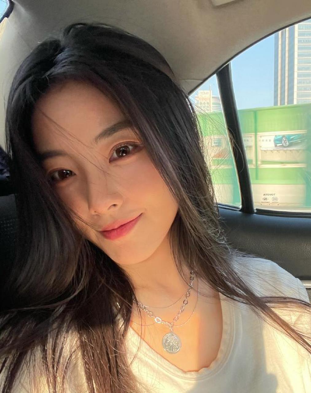 华东师范大学美女王钰鑫迷人美照欣赏