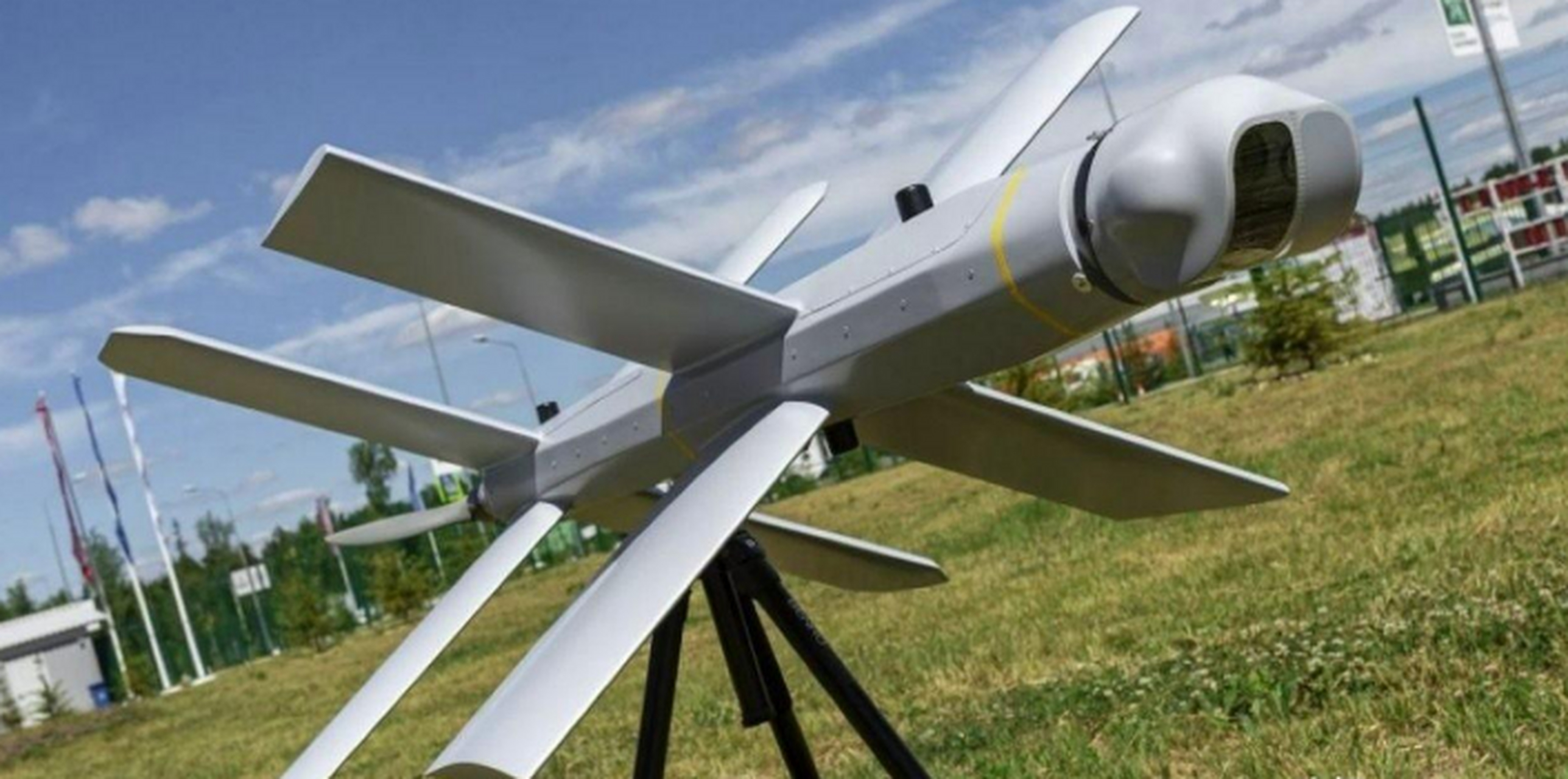 北约火炮"天敌",俄制"柳叶刀"巡飞弹,乌克兰想用电子战反制,据报道