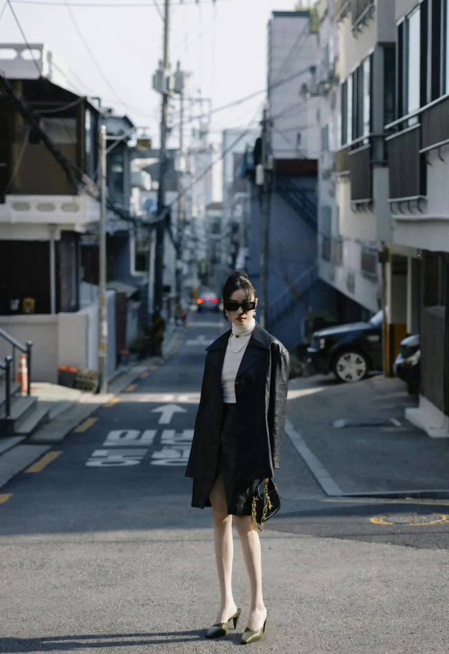 倪妮韩国街拍[挤眼]