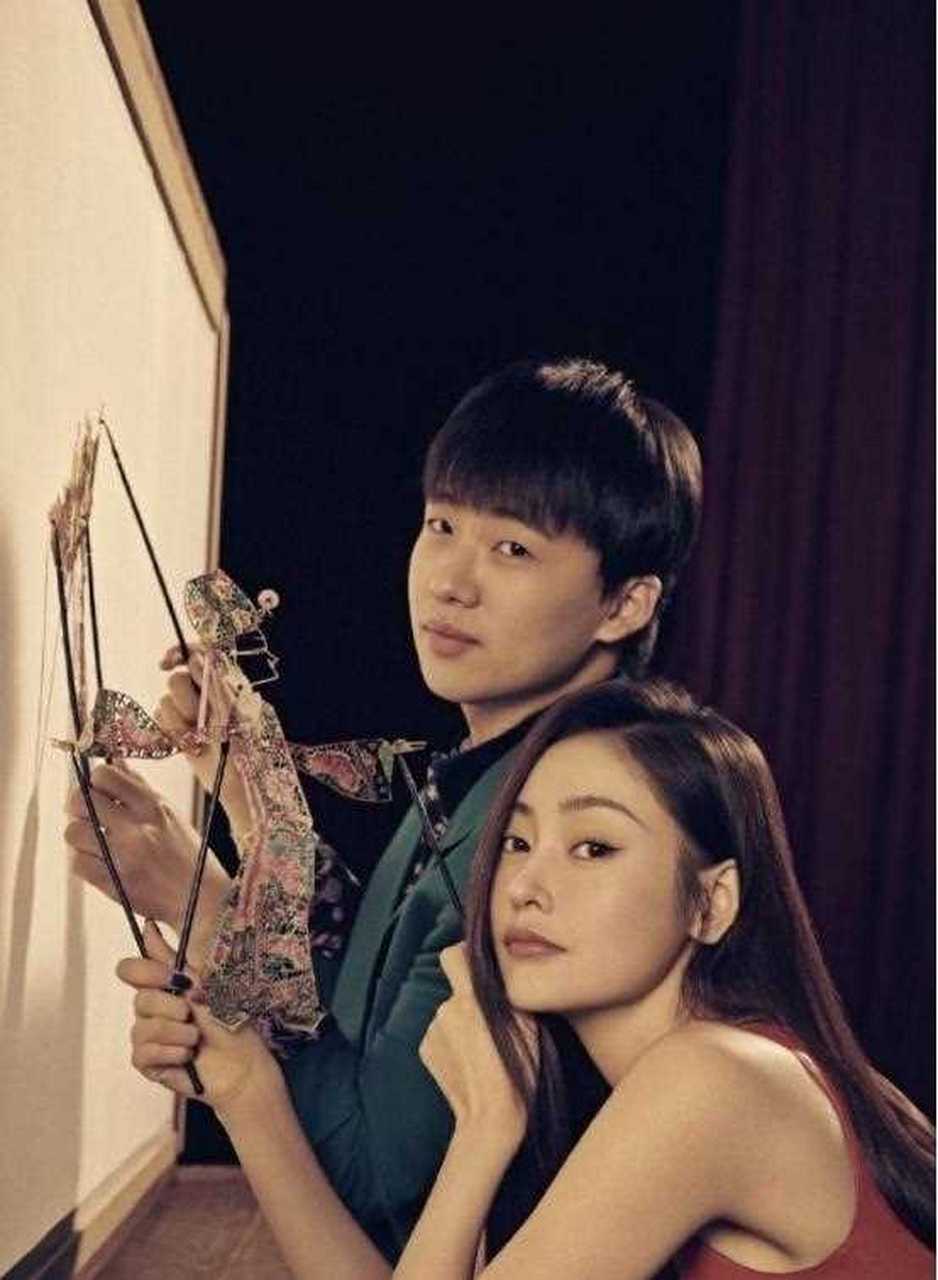 在最新一期的《奔跑吧兄弟》里面,张天爱和郭德纲儿子郭麒麟一起拍摄