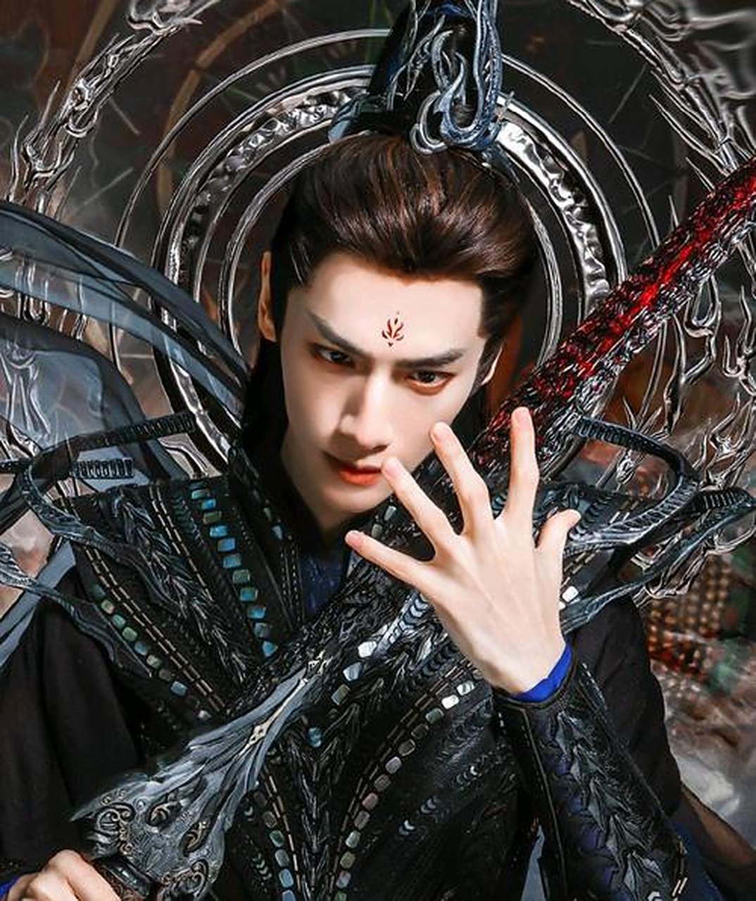 看到澹台烬跟梦中的魔神对话感觉那就是他的心魔啊,其实我们普通人