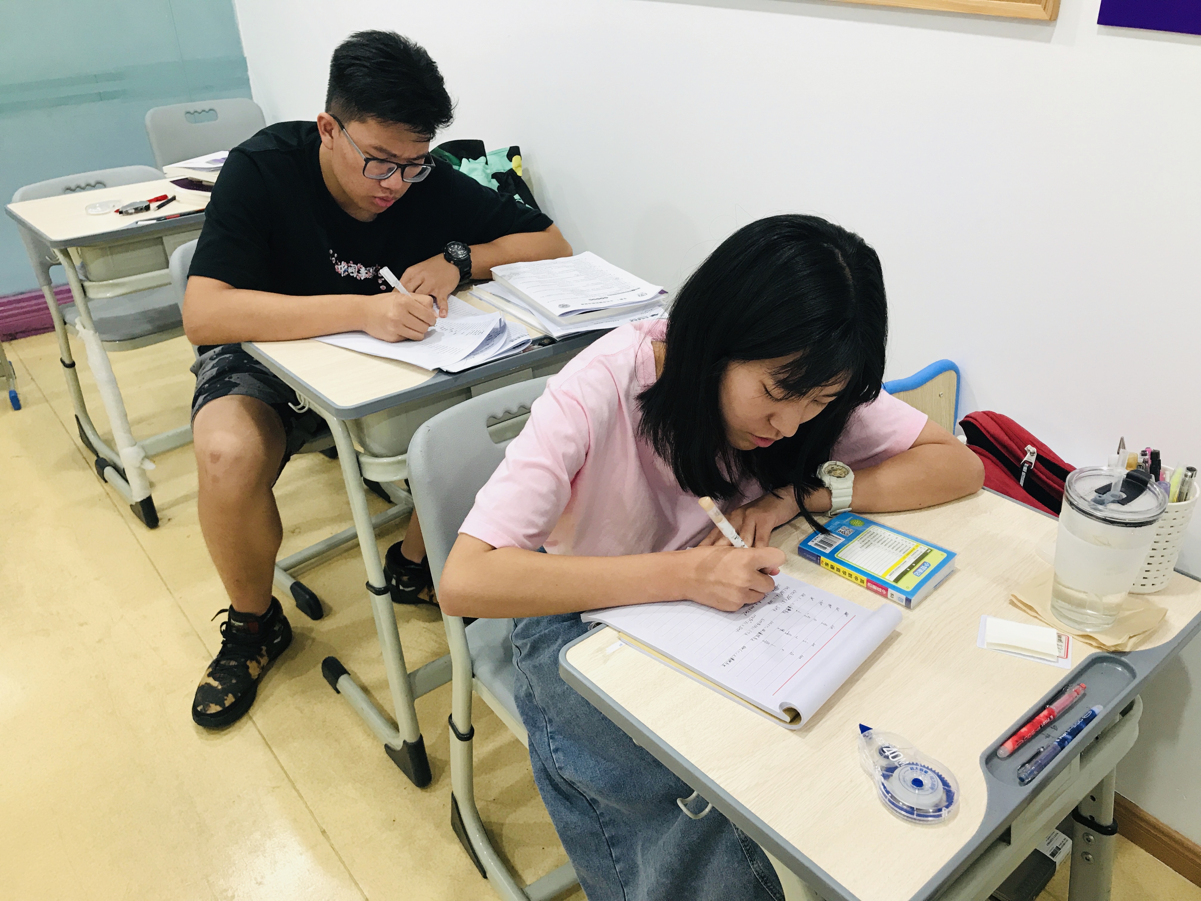 包含南充英语培训班的词条 包罗
南充英语培训班的词条 英语培训