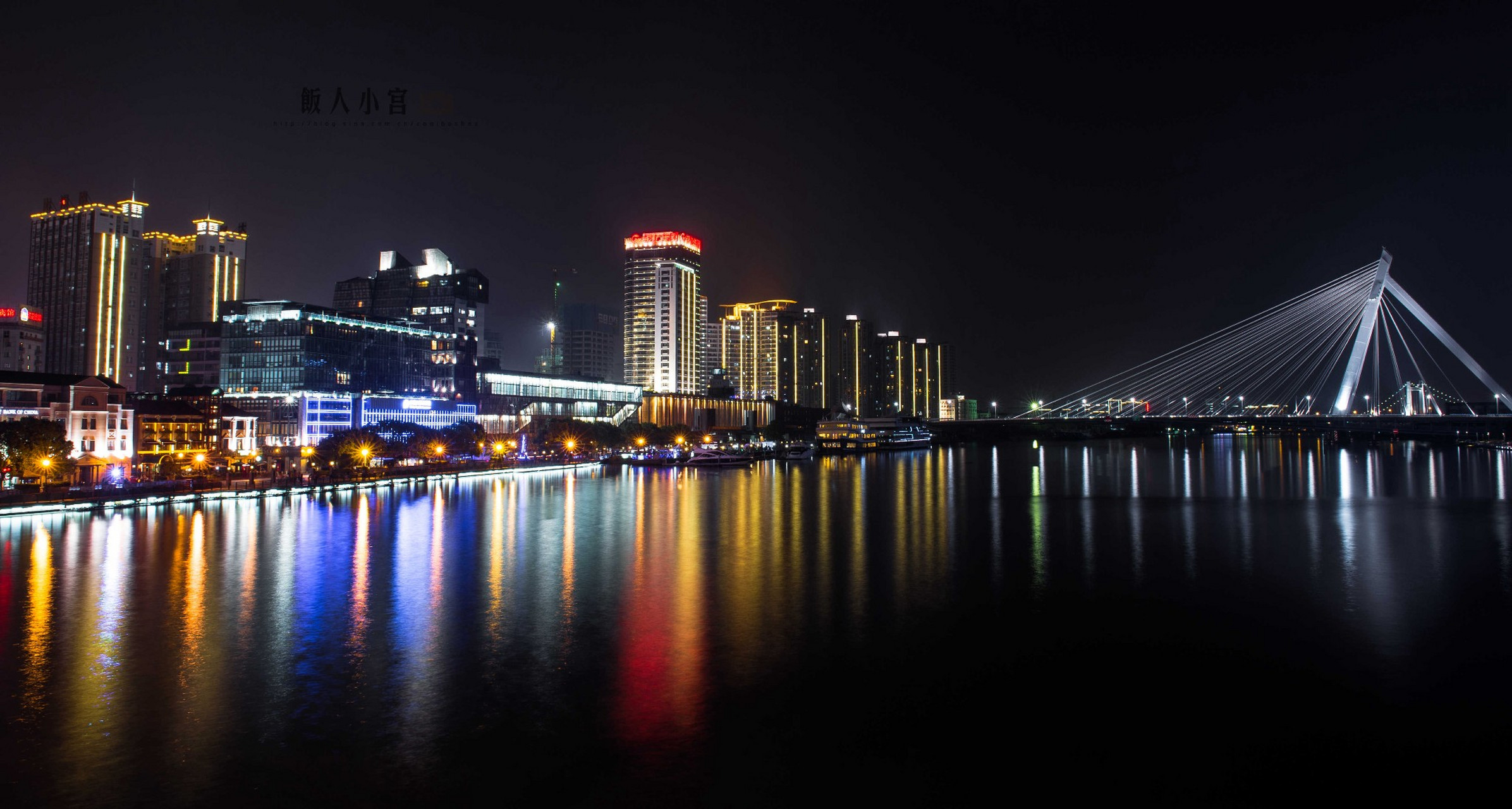 哇塞,说到宁波的老外滩, 那可真是美轮美奂!