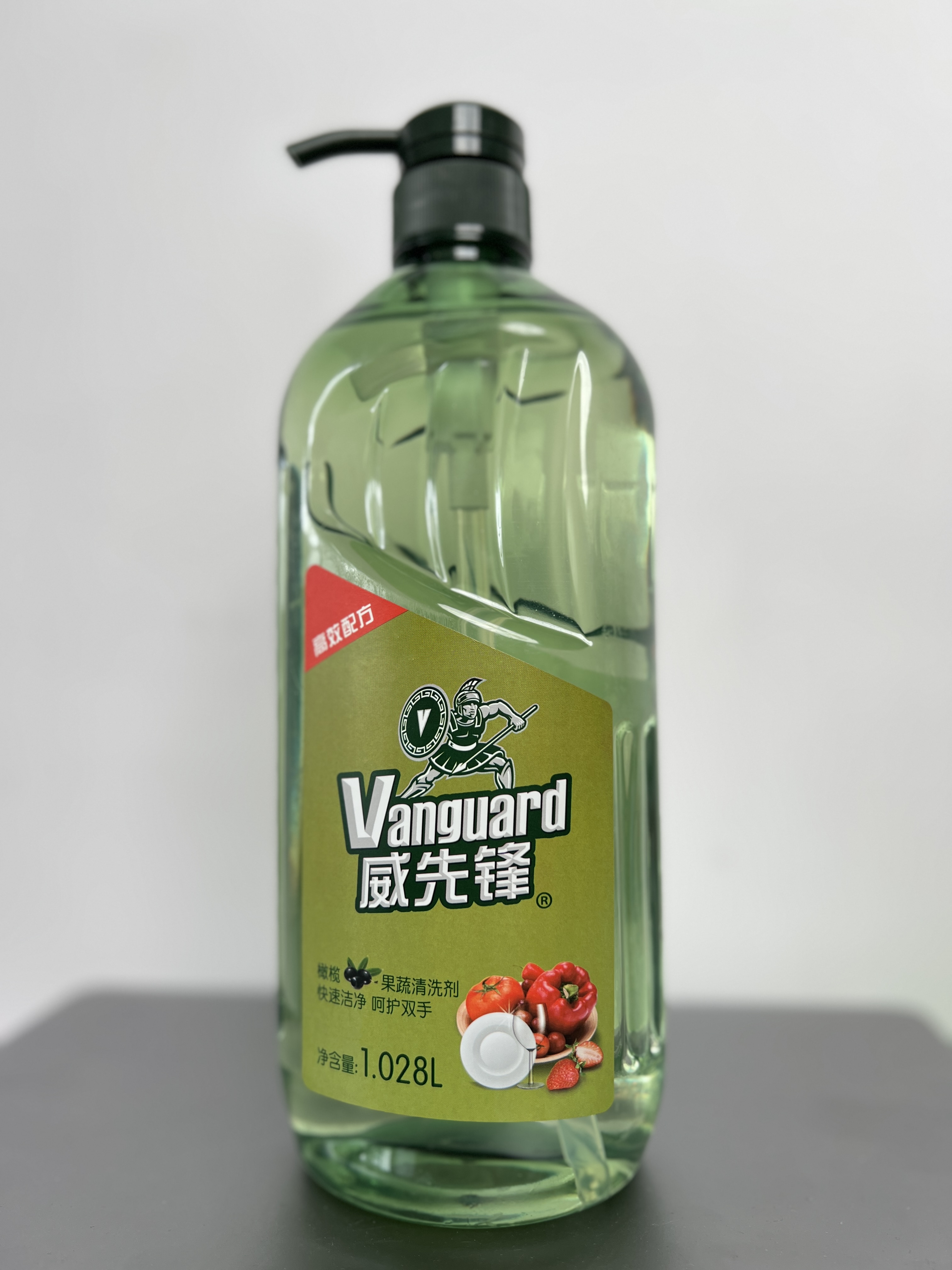 我们致力于生产高品质的果蔬净洗洁精,为您的饮食健康保驾护航