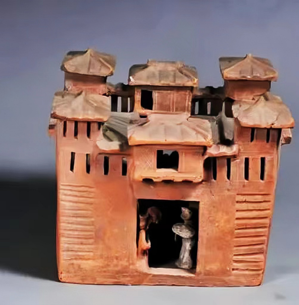 2007年,四川,6岁小孩何少川不幸被人拐走,十三年后,他在一次学校组织