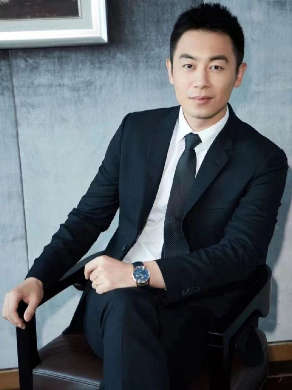 中国内地最帅男明星排行榜  第十名:鹿晗 第九名:吴京 第八名:肖战 第