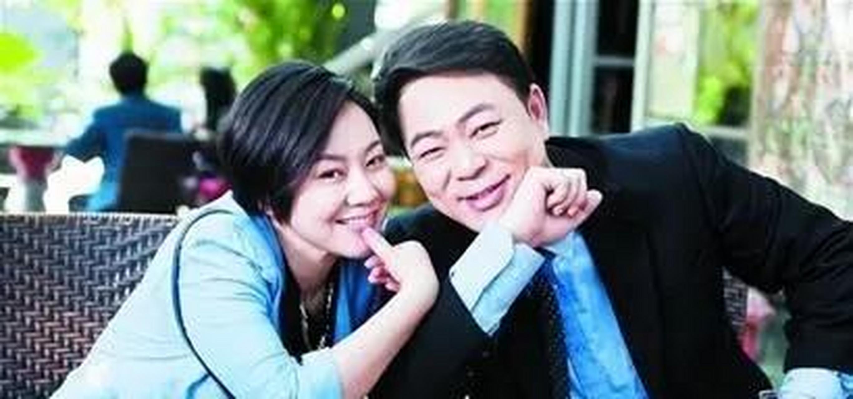 2004年,闫妮的老公邹伟进家就对闫妮说:我们离婚吧
