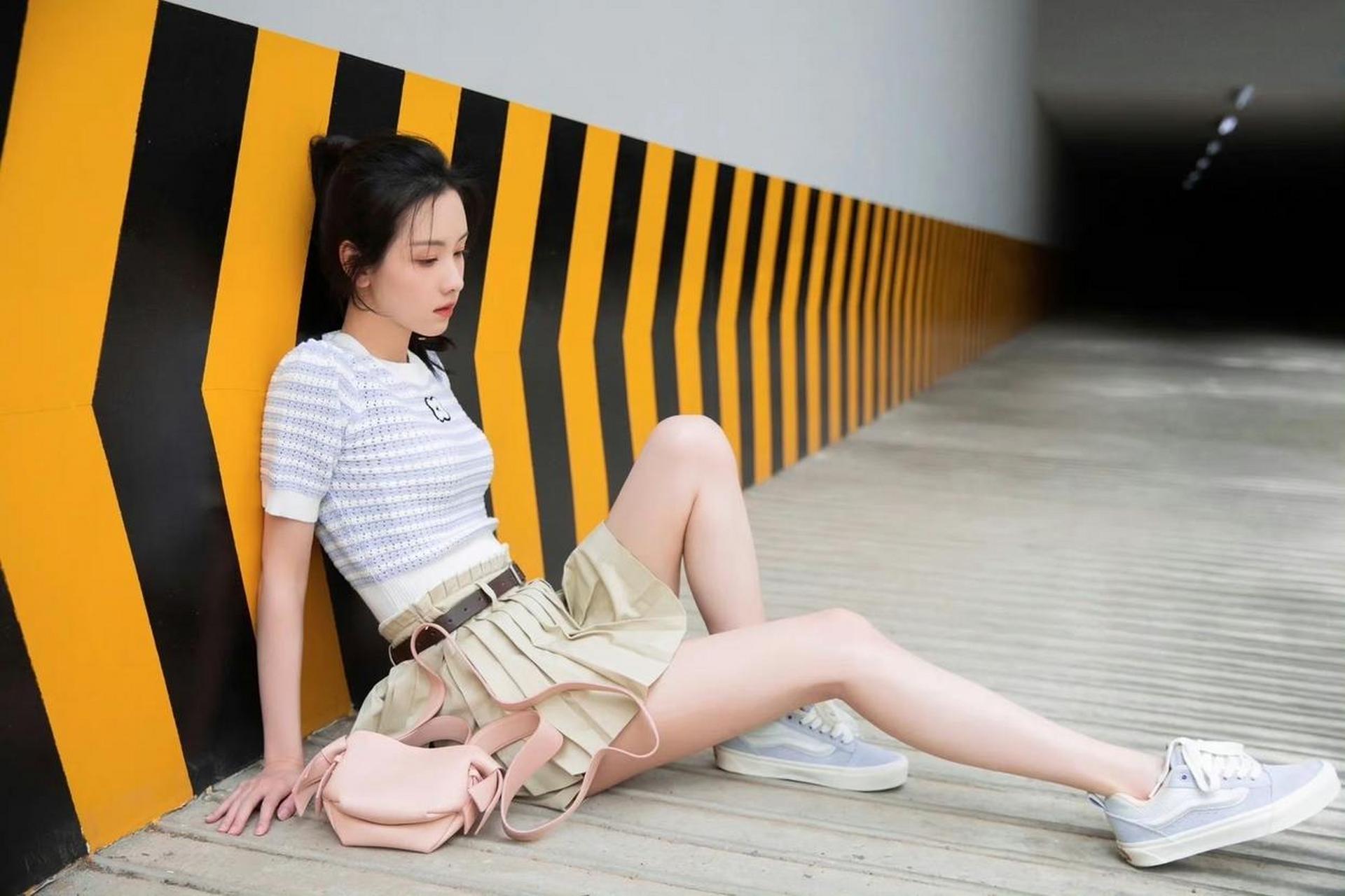 陈都灵这腿,吊打关晓彤