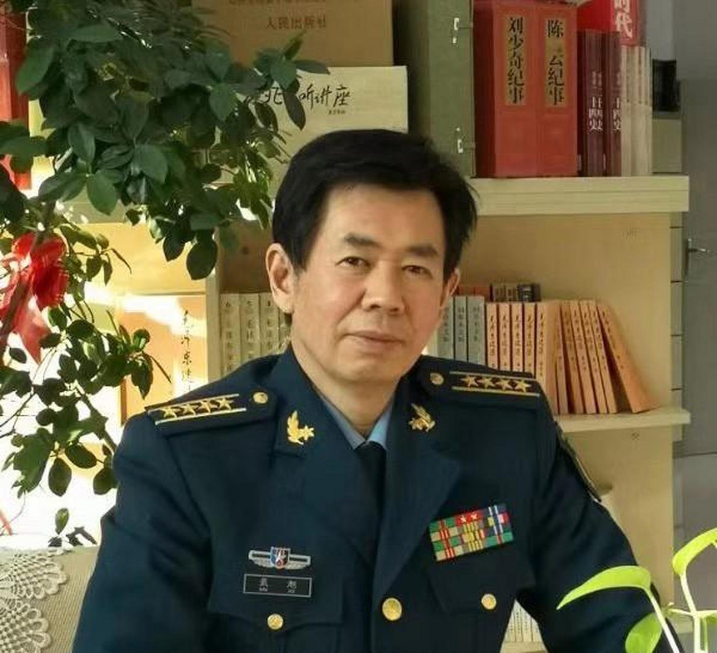 中国最霸气的军事评论专家戴旭:美国已经将"一根绳子"放在中国的脖子