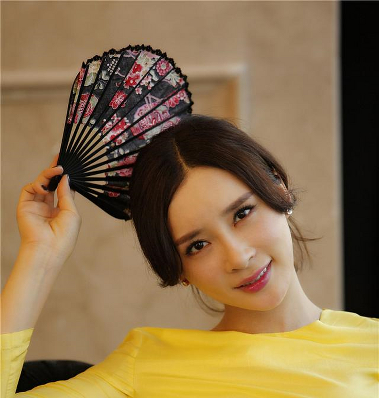 杨舒婷——她的奢华只是一种外像