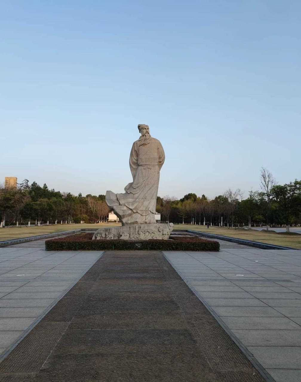 黄冈市东坡赤壁公园,湖北有两个赤壁,分为文武赤壁,武赤壁在湖北赤壁