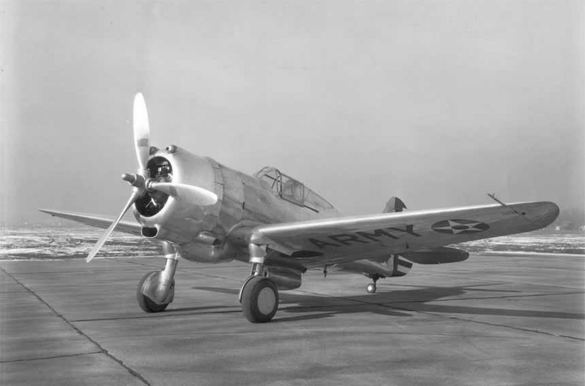 百家号星火计划# p-36战斗机,或称为鹰式-75型战机,是柯蒂斯-莱特