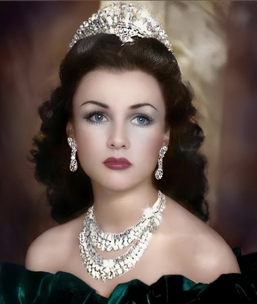 法丝亚曾是埃及最美的公主,也是伊朗末代国王巴列维的前妻