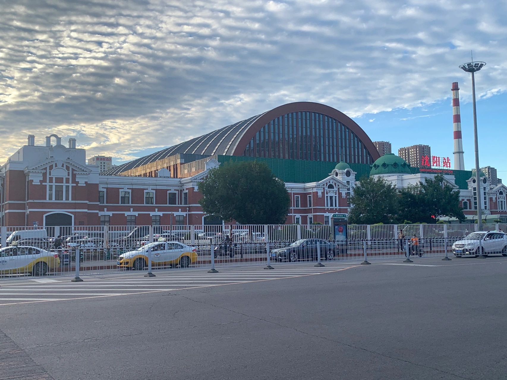 辽宁沈阳火车站(满铁奉天驿)  辽宁沈阳火车站,又称满铁奉天驿,是中东