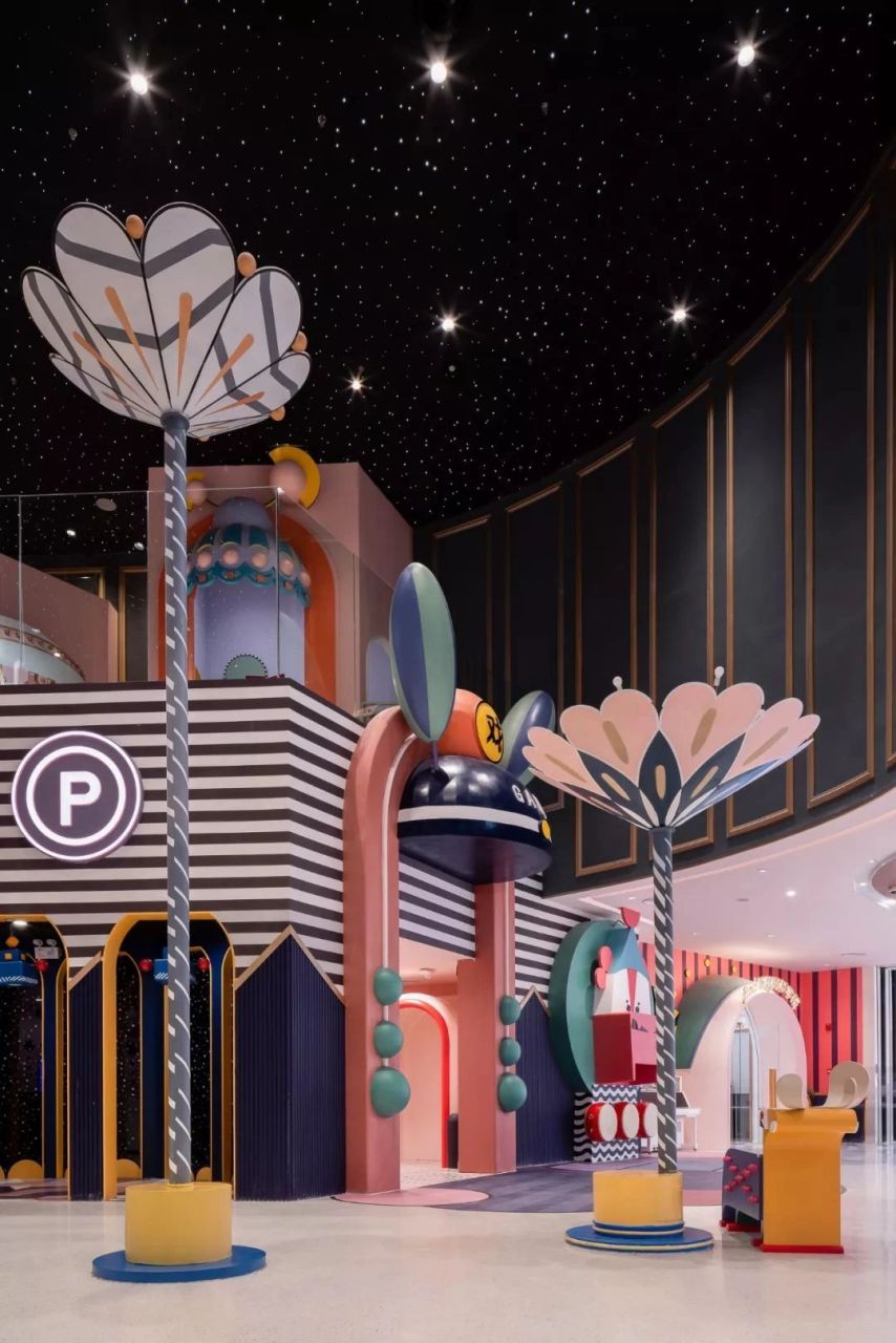 100位设计师|李想 李想,女建筑设计师.2011年创立唯想国际.