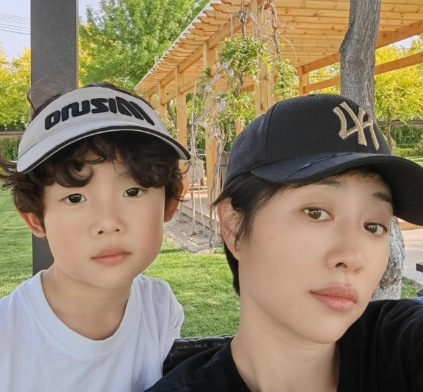 2015年,张龄心嫁给扈耀之,婚后,张龄心积极备孕,不到半年就怀上孩子.