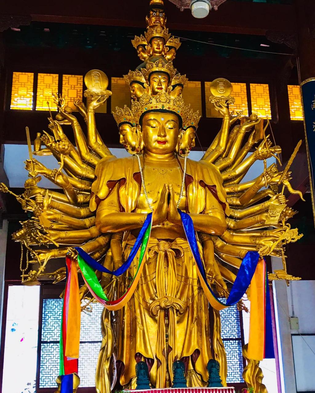 杭州法喜寺千手观音