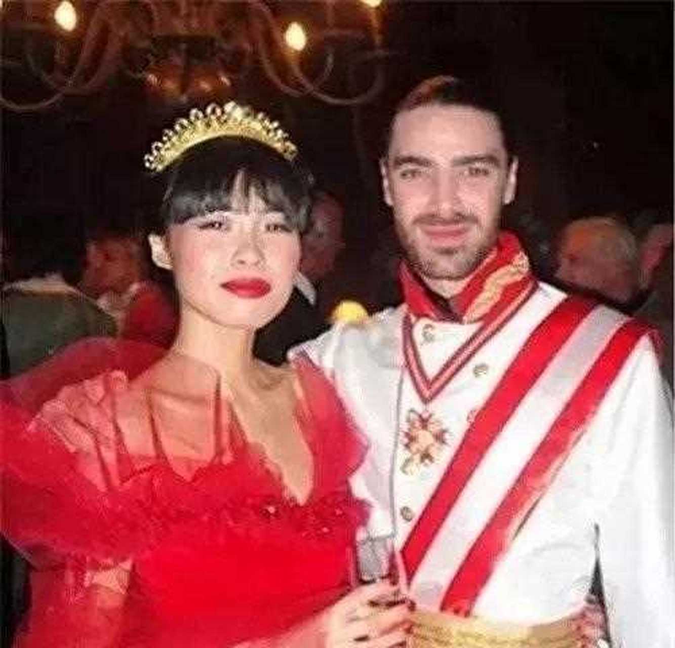 年,比利时查尔斯王子迎娶中国姑娘李然.