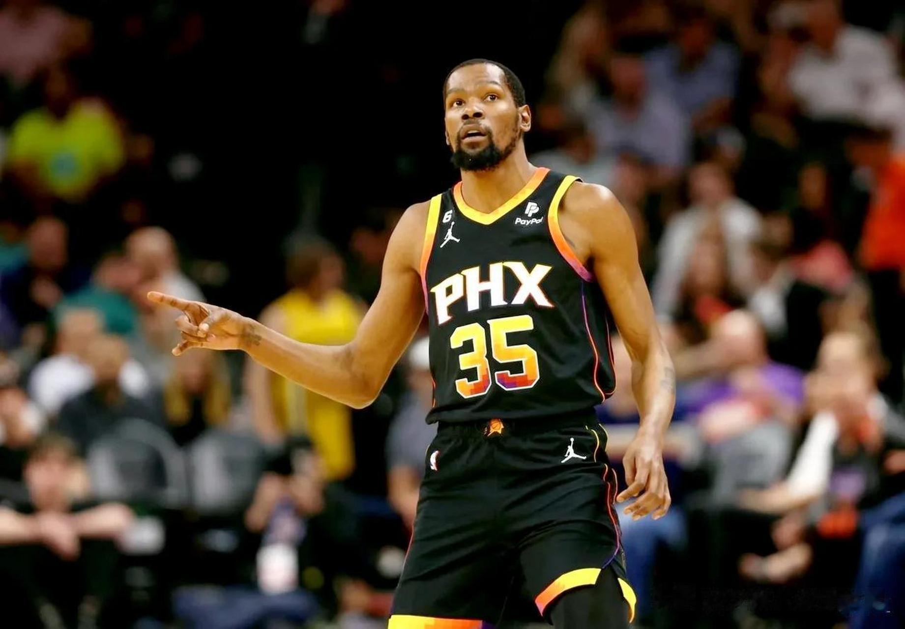 北京时间4月8日nba太阳队球星杜兰特接受采访谈到了自己加盟太阳队康