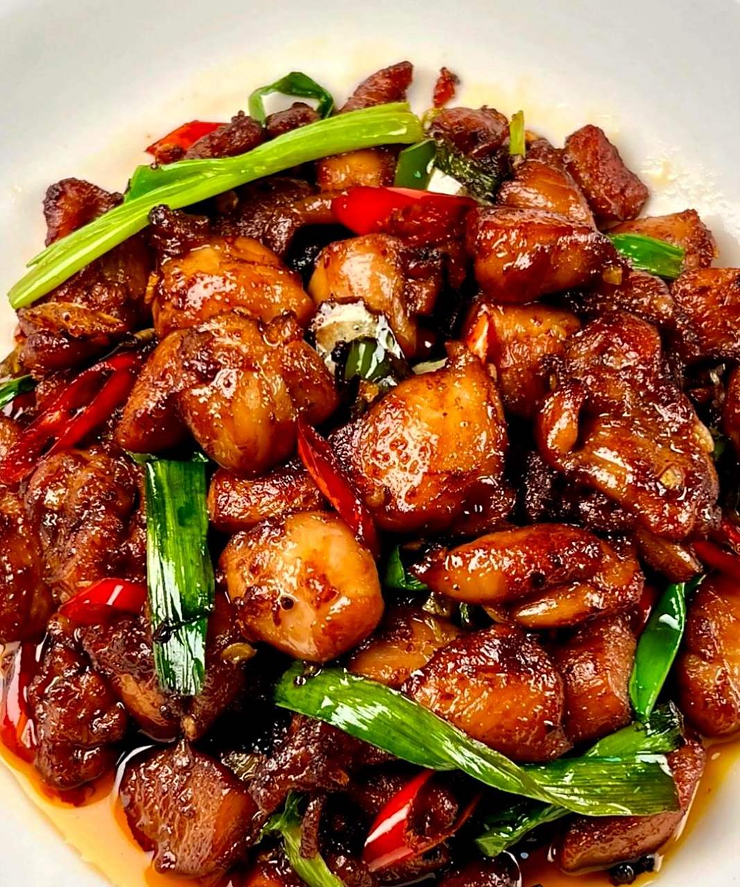 这道辣炒鸡腿真的很好吃,家人们一定要尝试一下!