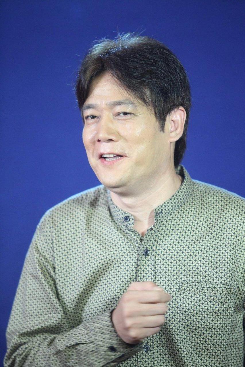 原来随着电视剧《狂飙》临近收官,张彪等反派也纷纷下线,鲍大志出演