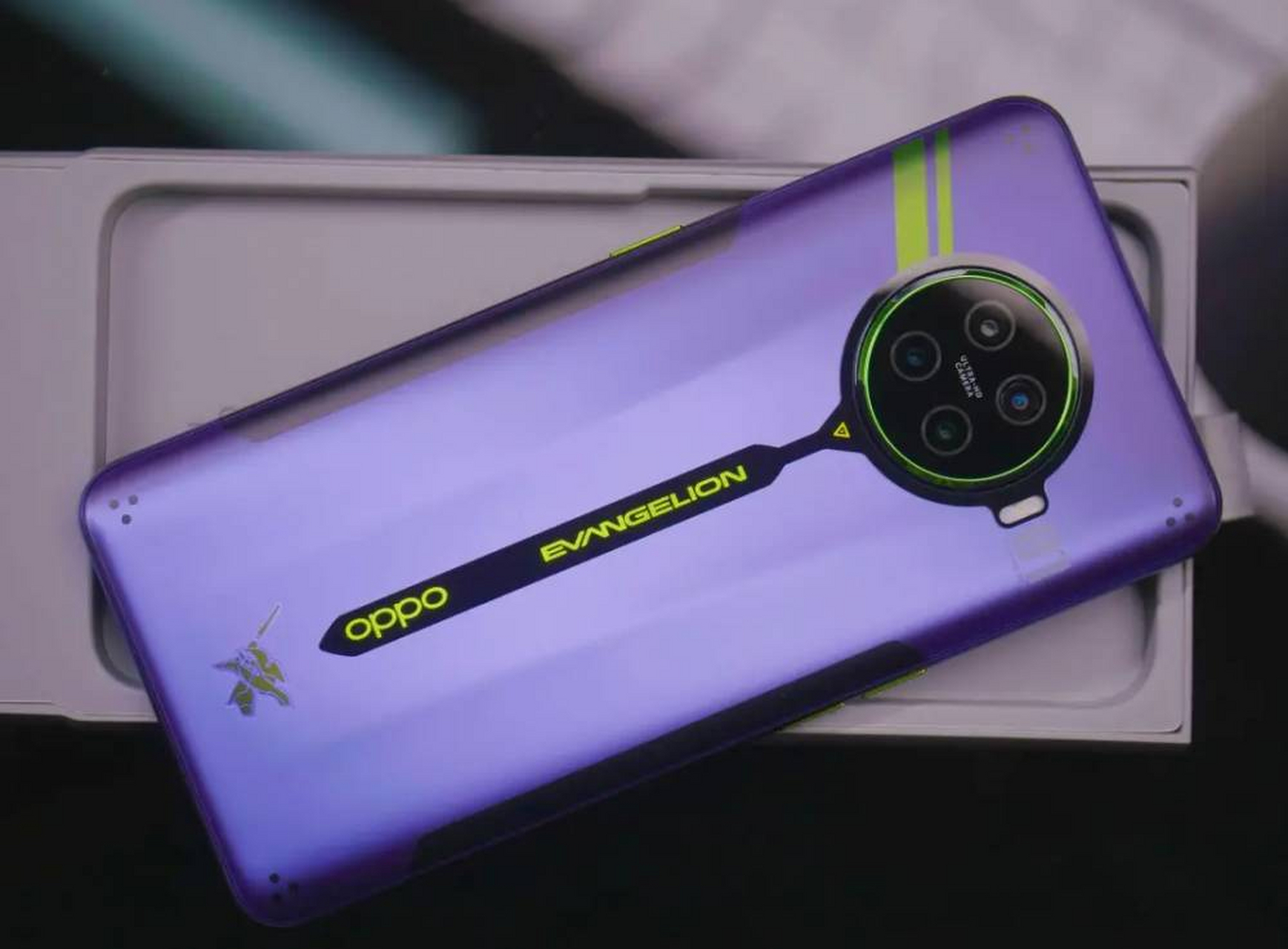 oppo ace2 eva限定版究竟有多火爆?在日本的甚至达到了"天价".