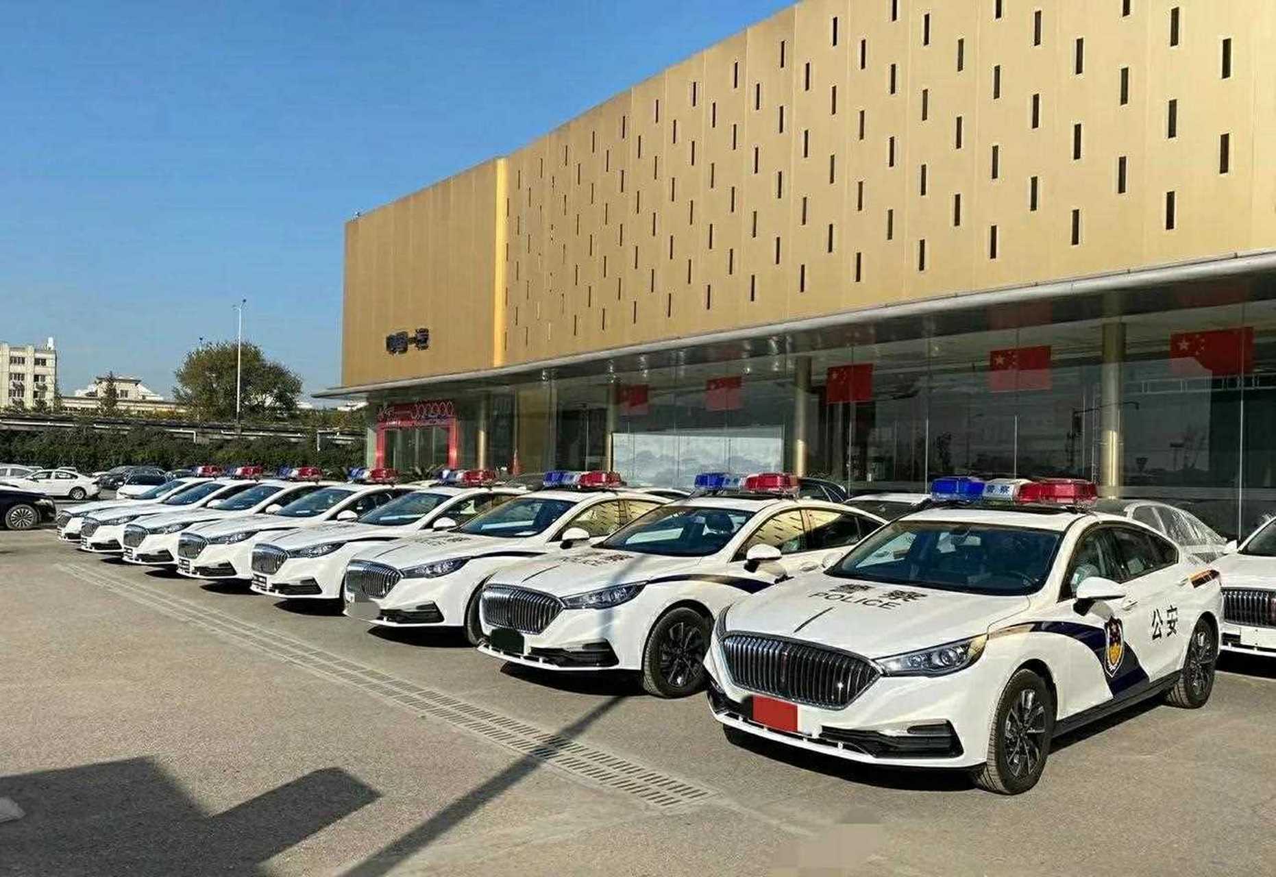 红旗h5警车 公务车用国产车,支持一下
